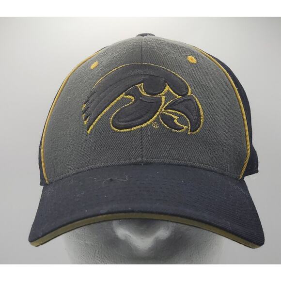 Zephyr University of Iowa Hawkeyes Fitted Cap Sz 8 NCAA Basketball Football Wool - Picture 1 of 12